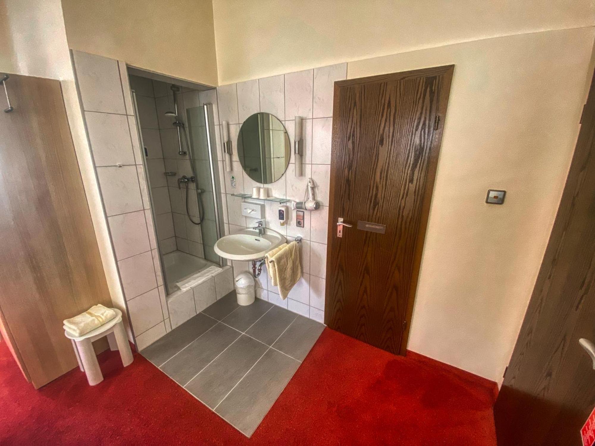 City Partner Hotel Berliner Hof 카를스루에 객실 사진