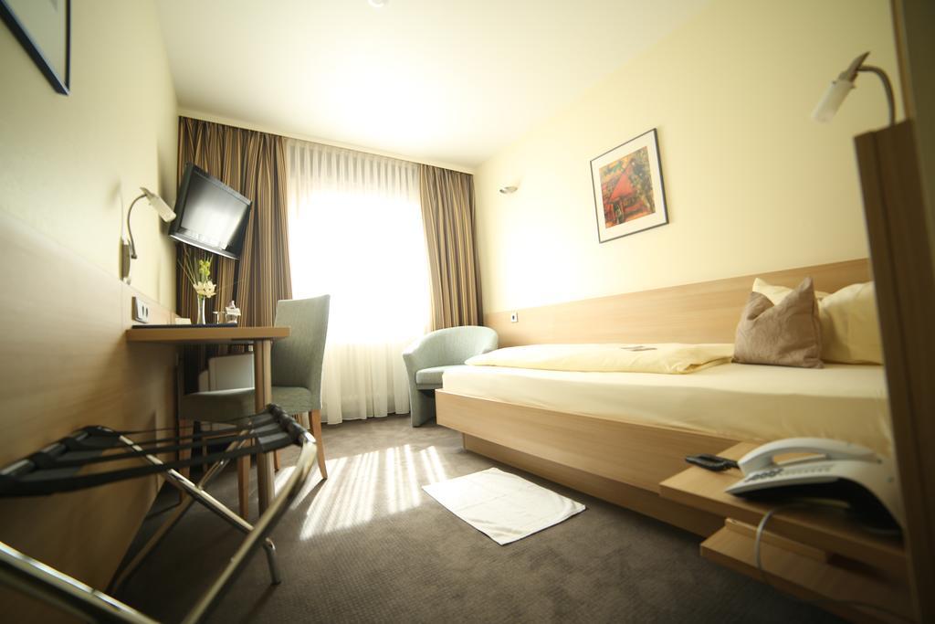 City Partner Hotel Berliner Hof 카를스루에 외부 사진