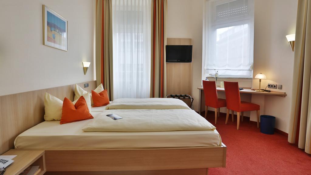 City Partner Hotel Berliner Hof 카를스루에 외부 사진